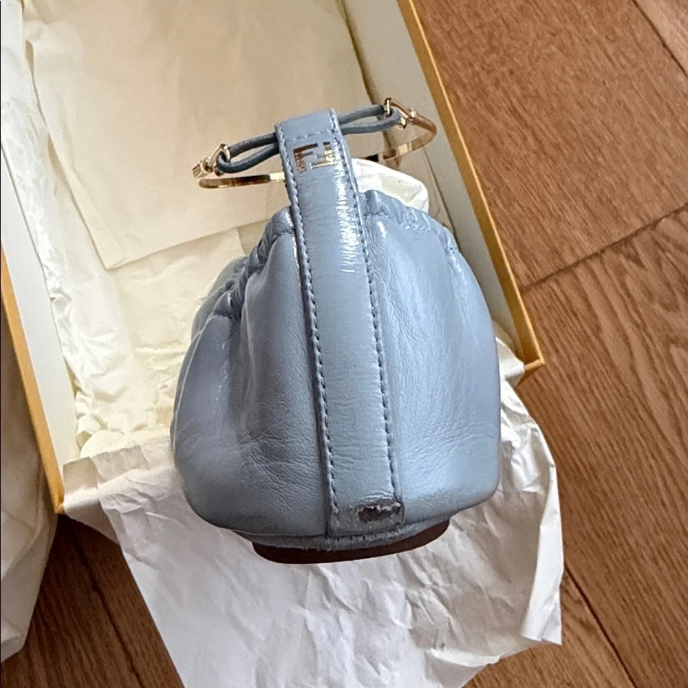 Fendi comes box